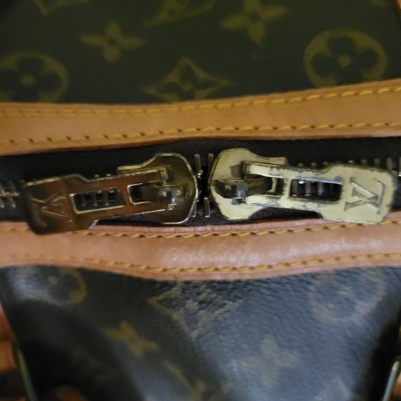 ❤️‍🔥Louis Vuitton Monogram Sac Souple Travel bag - Picture 8 of 9